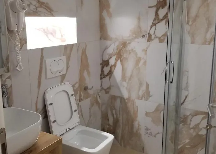 Apartment 2a New Bazaar